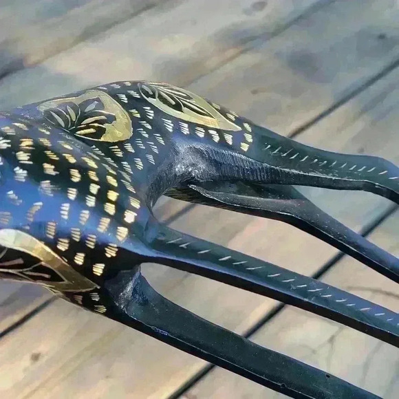 Big Giraffe Figure Decor Brass Tall 19" IN Black / Gold  Tone Leaves Stand - Picture 13 of 13